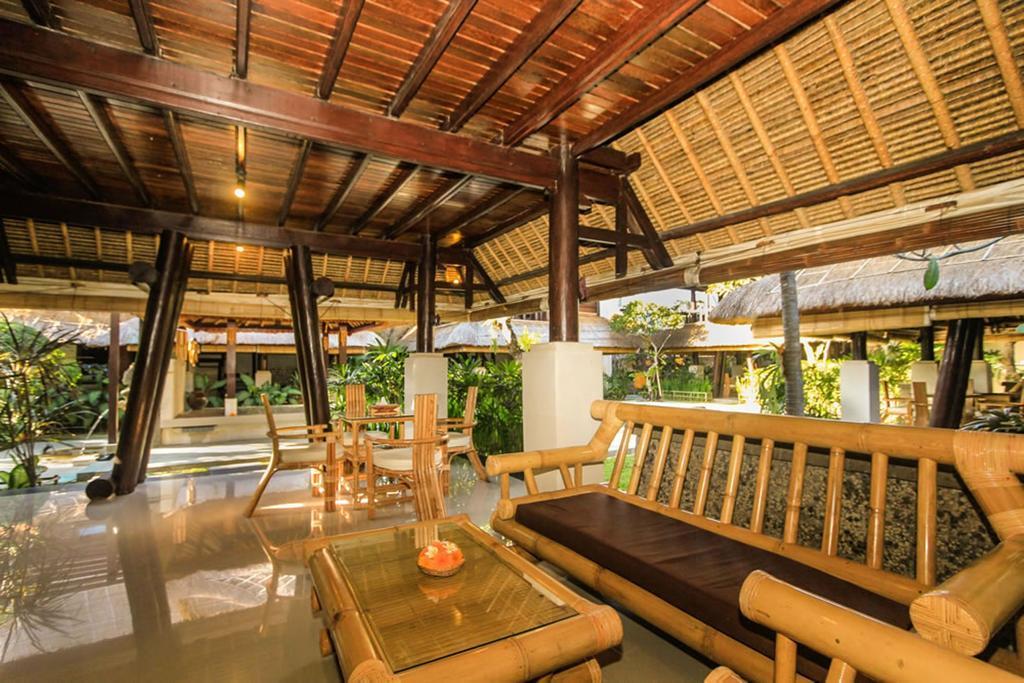 Radiant Jepun Villa Legian Δωμάτιο φωτογραφία