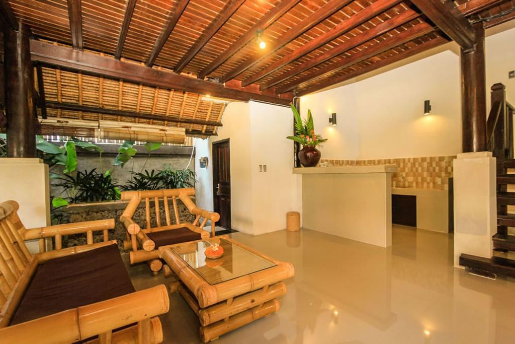 Radiant Jepun Villa Legian Δωμάτιο φωτογραφία